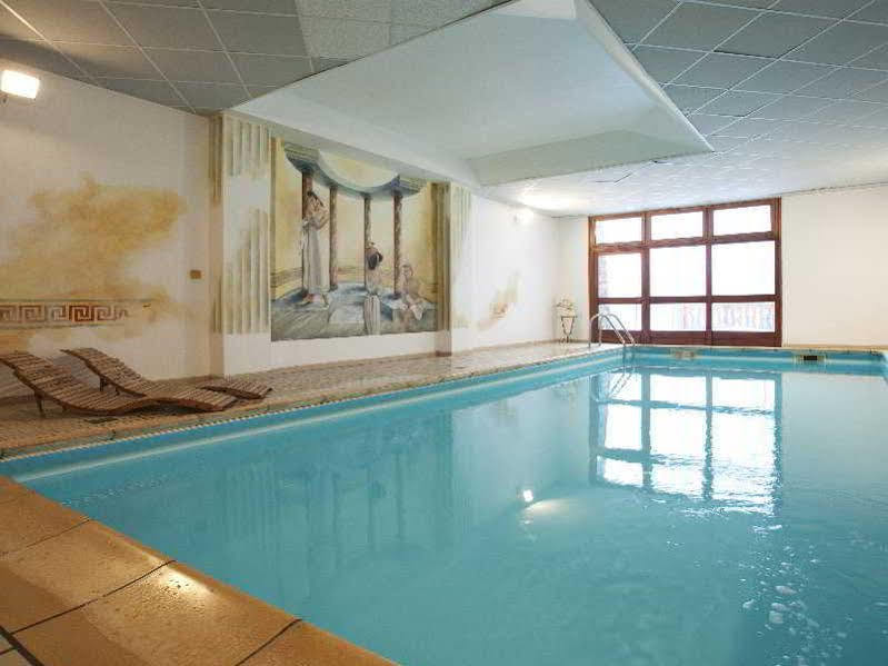 Hotel Club Mmv Le Val Cenis *** Lanslebourg-Mont-Cenis Esterno foto